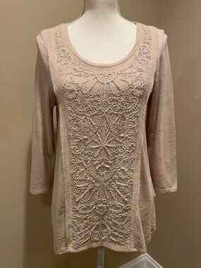 Chico’s Size 1 Khaki Beaded Embroidered Top 3/4 Sleeve Women's Size 8